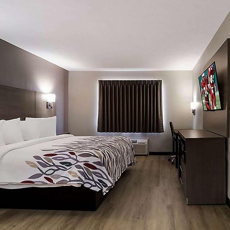 Super 8 By Wyndham Marston Motel Luaran gambar